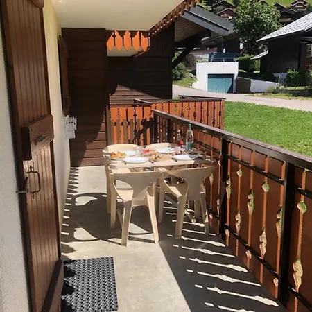 Confortable A Pour 4 Personnes Avec Parking - Fr-1-676-149 Châtel